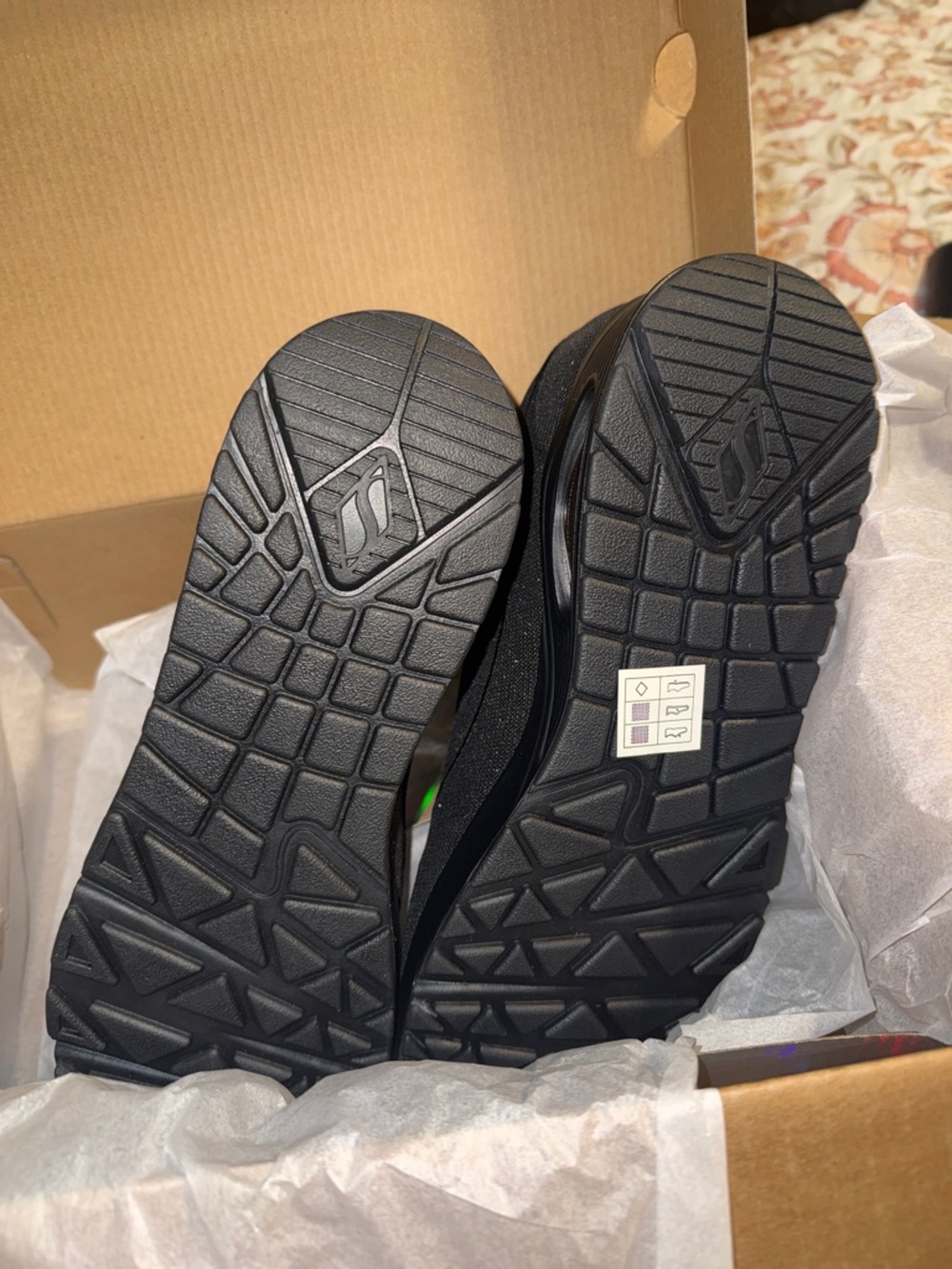 Skechers Uno-Coruscate Casual Shoes - Picture 6 of 8